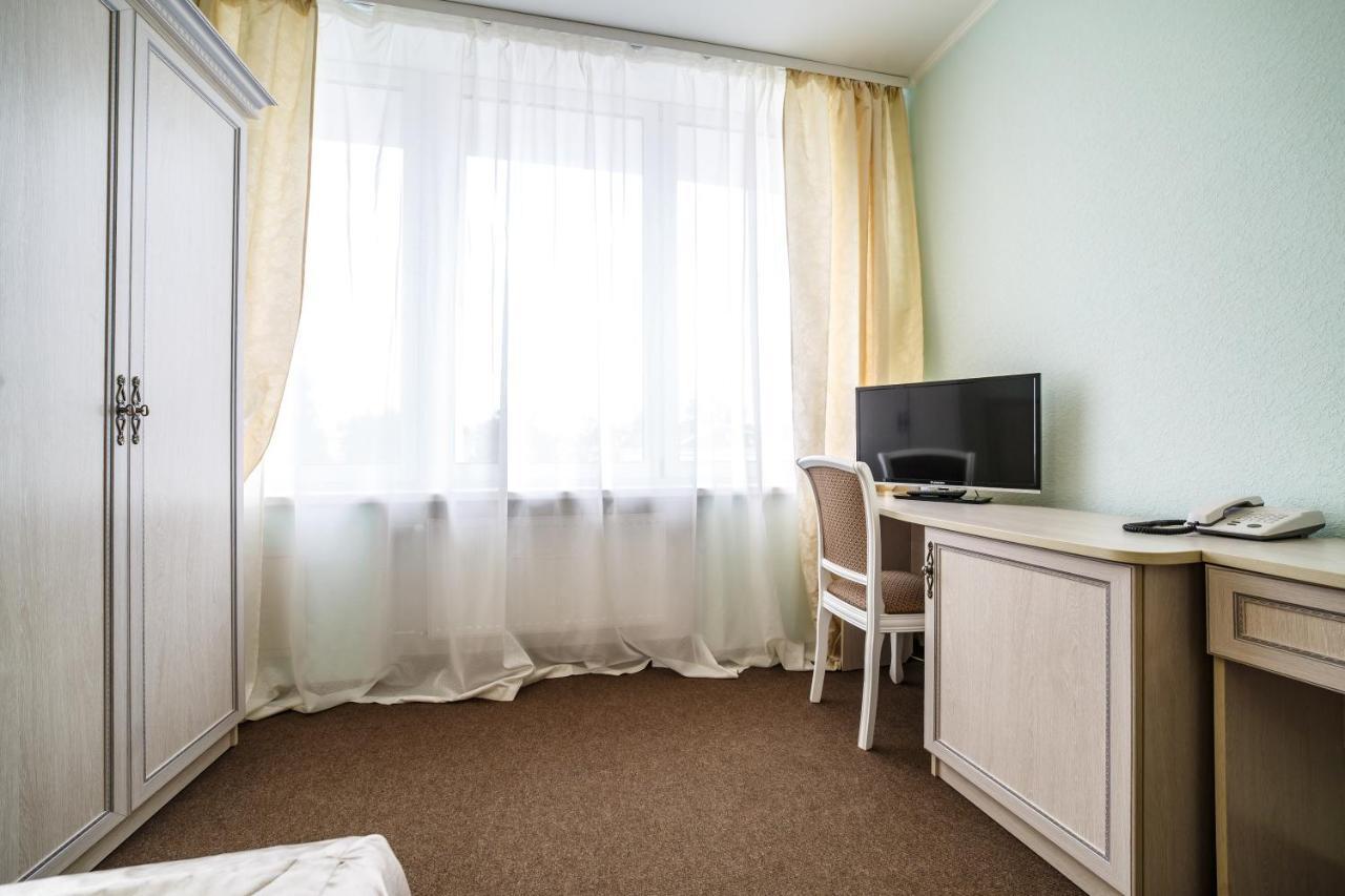 Dubna 1 Hotel Zewnętrze zdjęcie